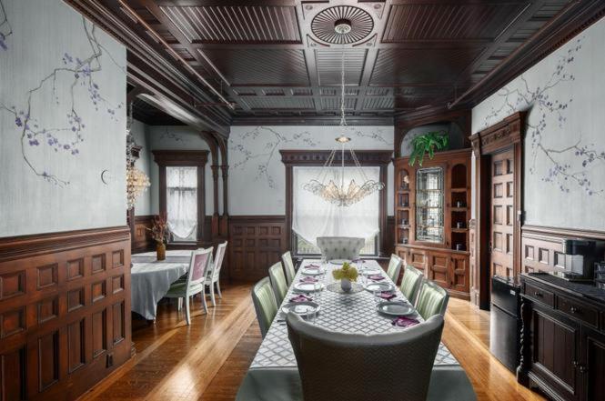 The New Victorian Mansion Bed & Breakfast Saint Paul Exterior foto