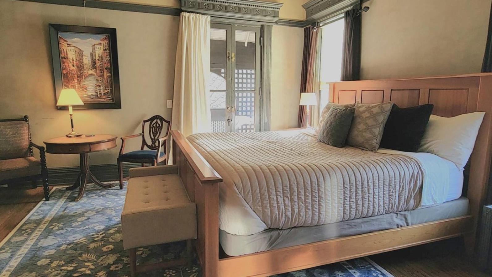 The New Victorian Mansion Bed & Breakfast Saint Paul Exterior foto