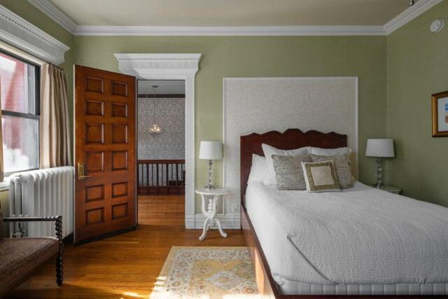 The New Victorian Mansion Bed & Breakfast Saint Paul Exterior foto